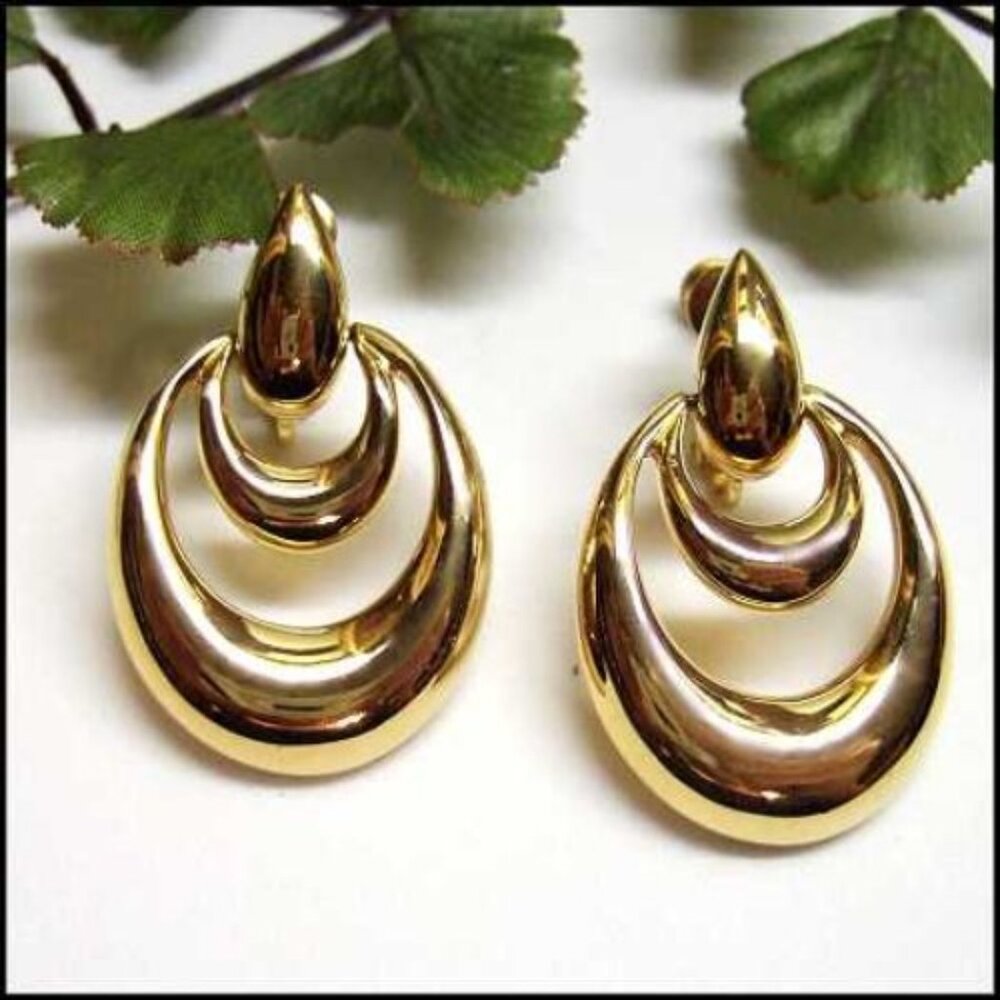 1960s Signed NAPIER Gold Hoop Retro Vintage Clip Earrings 9165